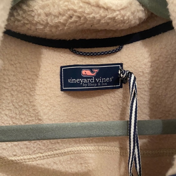 Vest - Picture 2 of 8